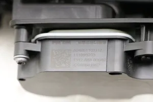 Volvo XC90 Déflecteur d'air de radiateur de refroidissement A24051103312