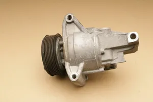 Dacia Duster II Compressore aria condizionata (A/C) (pompa) 926005689R