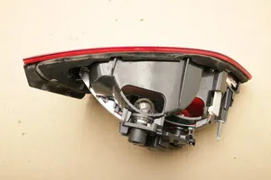 BMW 2 F45 Lampy tylnej klapy bagażnika 7311042