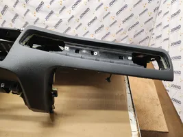 Volkswagen Touareg II Dashboard 7P1858295