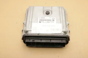 BMW 5 E60 E61 Calculateur moteur ECU 0281015045