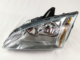 Ford Focus Lampa przednia 4M5113W030AD