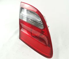 Mercedes-Benz E W211 Luci posteriori del portellone del bagagliaio A2118202964