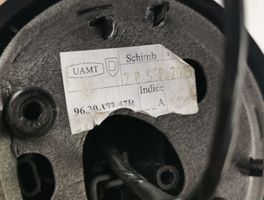 Dacia Sandero Rétroviseur latéral manuel 963017247R