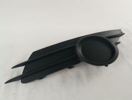 Opel Corsa D Kratka dolna zderzaka przedniego 13211480