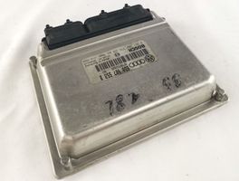 Audi A4 S4 B5 8D Sterownik / Moduł ECU 8D0907558B