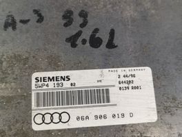 Audi A3 S3 8L Sterownik / Moduł ECU 06A906019D