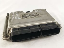 Volkswagen Golf IV Sterownik / Moduł ECU 038906019DF