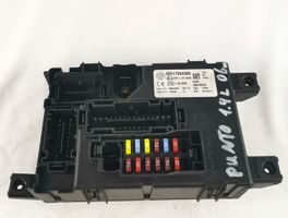 Fiat Grande Punto Module de fusibles 00517954300