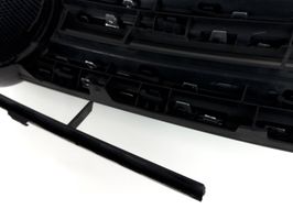 Volkswagen Tiguan Maskownica / Grill / Atrapa górna chłodnicy 5n0853653e