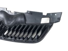 Skoda Fabia Mk2 (5J) Maskownica / Grill / Atrapa górna chłodnicy 5j0853668b