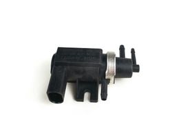 Volkswagen Polo Turboahtimen magneettiventtiili 1j0906627