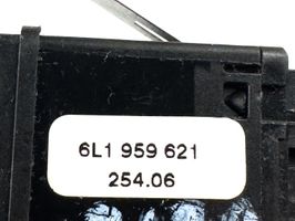 Seat Ibiza III (6L) Przycisk / Przełącznik ogrzewania szyby przedniej / czołowej 6l1959621