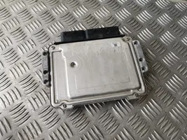 Hyundai i30 Sterownik / Moduł ECU 0281014292