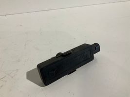 Mercedes-Benz E W211 Sensor de luz solar 2208300272