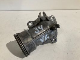 Mercedes-Benz E W211 Termostaatin kotelo A6422000215