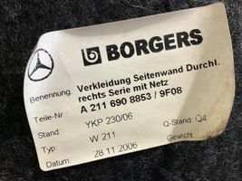 Mercedes-Benz E W211 Tavaratilan sivuverhoilu A2116908853