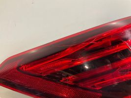 Mercedes-Benz E C207 W207 Lampa tylna A2079063300