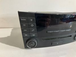 Mercedes-Benz E W211 Panel / Radioodtwarzacz CD/DVD/GPS A2118702189