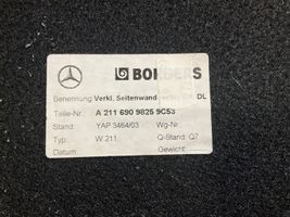 Mercedes-Benz E W211 Rivestimento pannello inferiore del bagagliaio/baule A2116909825