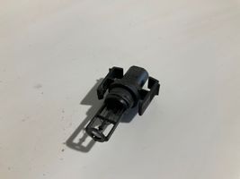 Mercedes-Benz E W211 Sensore della temperatura dell’aria aspirata 005422818