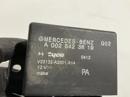 Mercedes-Benz E W211 Przekaźnik ładowania A0025423819