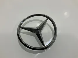 Mercedes-Benz CLS C219 Logo, emblème de fabricant 