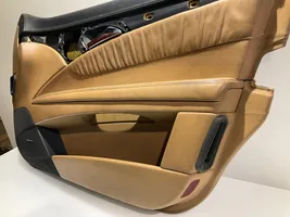 Mercedes-Benz E W211 Rivestimento del pannello della portiera anteriore 