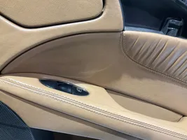 Mercedes-Benz E W211 Apmušimas galinių durų (obšifke) 