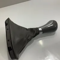 Mercedes-Benz E W211 Rivestimento in pelle/manopola della leva del cambio A2112675410