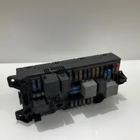 Mercedes-Benz E W211 Module de fusibles 2115453101