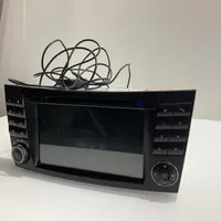 Mercedes-Benz CLS C219 Radio/CD/DVD/GPS-pääyksikkö 