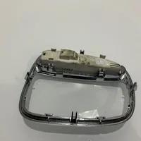 Mercedes-Benz C W203 Rivestimento in plastica cornice della leva del cambio 