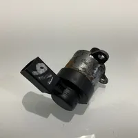 Mercedes-Benz E W211 Regolatore di pressione del carburante A928400661