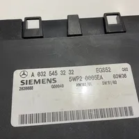 Mercedes-Benz C W203 Module de contrôle de boîte de vitesses ECU A0325453232