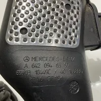 Mercedes-Benz E W211 Parte del condotto di aspirazione dell'aria A6420946397