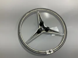 Mercedes-Benz E W211 Gamintojo ženkliukas/ modelio raidės 