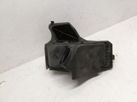 Audi A4 S4 B8 8K Boîtier de filtre à air 8K0133837AB