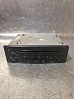 Renault Trafic II (X83) Unità principale autoradio/CD/DVD/GPS 8200585305