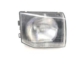 Mitsubishi Pajero Lampa przednia 11037746