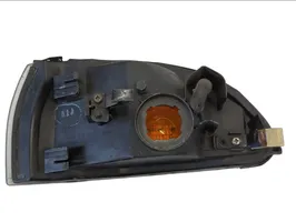 Mitsubishi Galant Indicatore di direzione anteriore 21037833