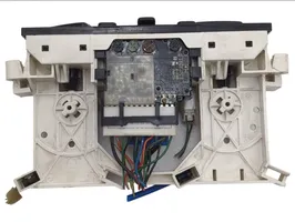 Mitsubishi Space Runner Climate control unit MR398658