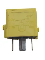 Mercedes-Benz C W203 Other relay A0025421419