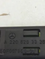 Mercedes-Benz S W220 Capteur solaire / capteur de lumière A2208203326