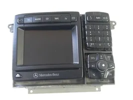 Mercedes-Benz S W220 Panel / Radioodtwarzacz CD/DVD/GPS A2208207126