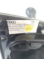 Audi A3 S3 8P Rivestimento in plastica cornice della leva del cambio 8P0864261