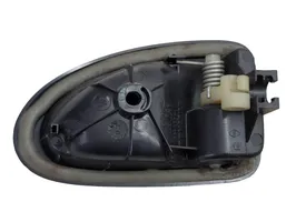 Renault Clio II Rankenėlė atidarymo vidinė 8200028994