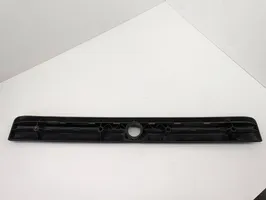 Ford Sierra Listwa oświetlenie tylnej tablicy rejestracyjnej 83BBN43404AA