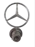 Mercedes-Benz E W124 Herstelleremblem 