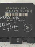 Mercedes-Benz C W203 Unité de commande module de porte 2038202185